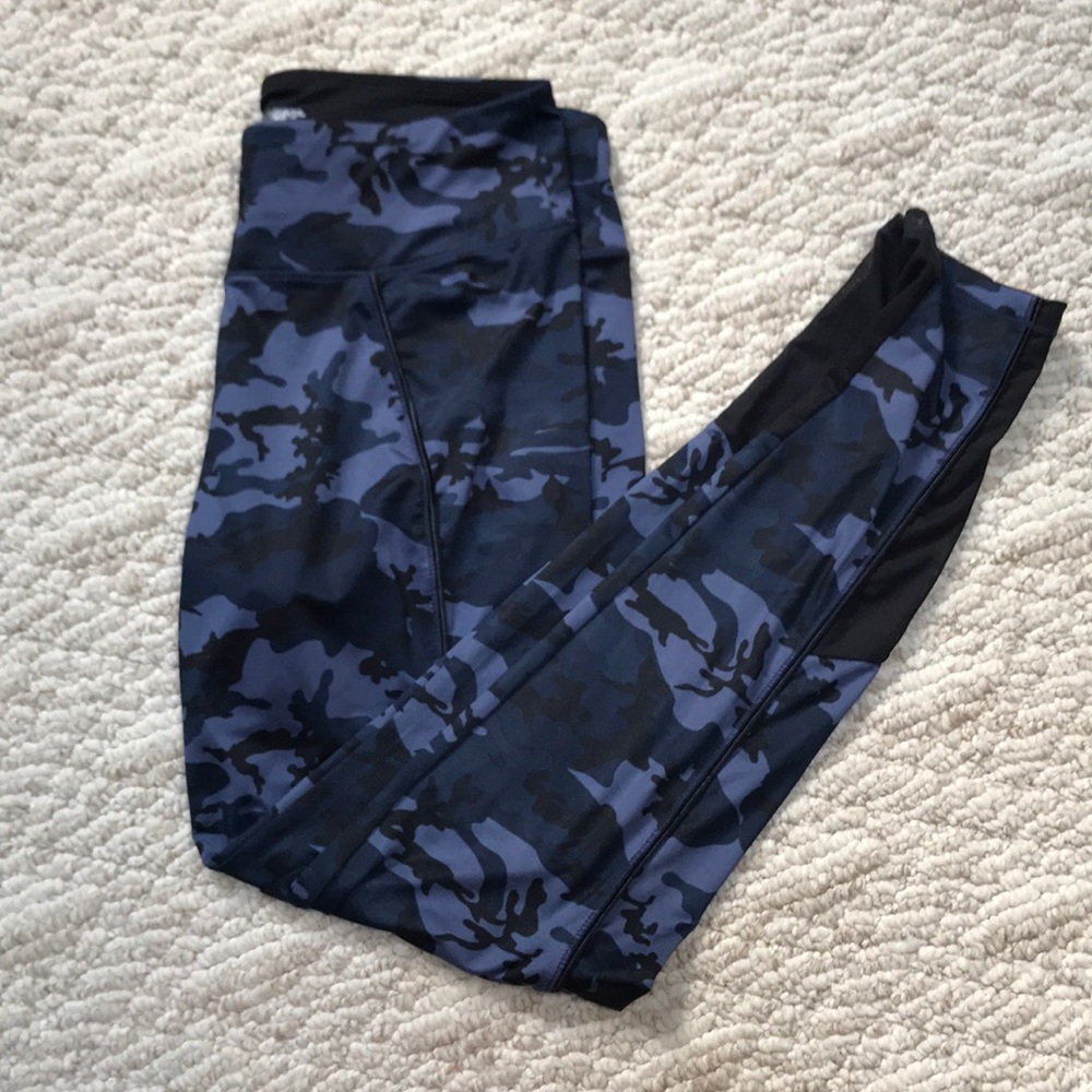 camo workout leggings